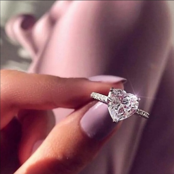 Diamond💎NEW 925 Sterling Silver Engagement Ring - Picture 5 of 6